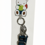 新品 familiar くまちゃん スマホグリップ